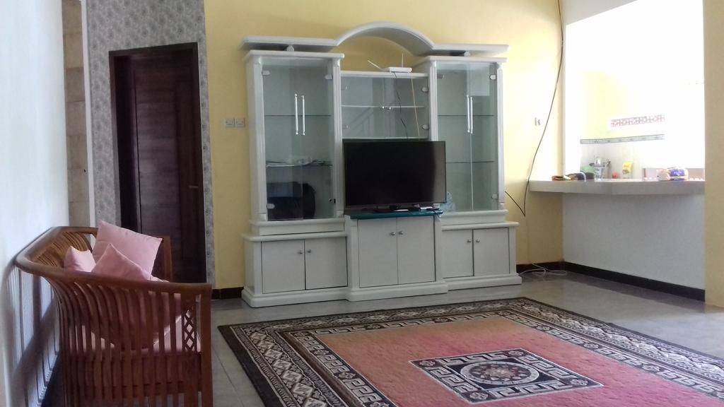Dannu's & Ijen, Bromo, Meru Betiri Sukomade Tours Homestay Banyuwangi (East Java)
