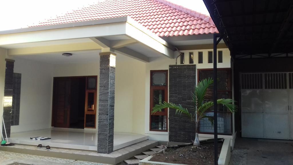 Dannu's & Ijen, Bromo, Meru Betiri Sukomade Tours Homestay