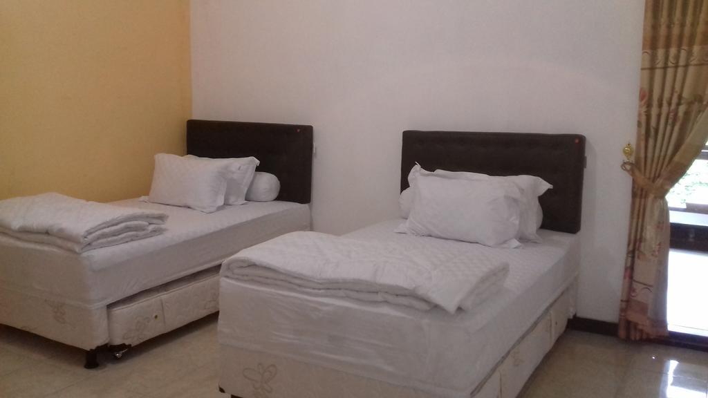 Dannu's & Ijen, Bromo, Meru Betiri Sukomade Tours Homestay *